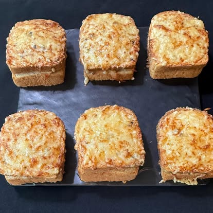 Naturally leavened sourdough with an open crumb